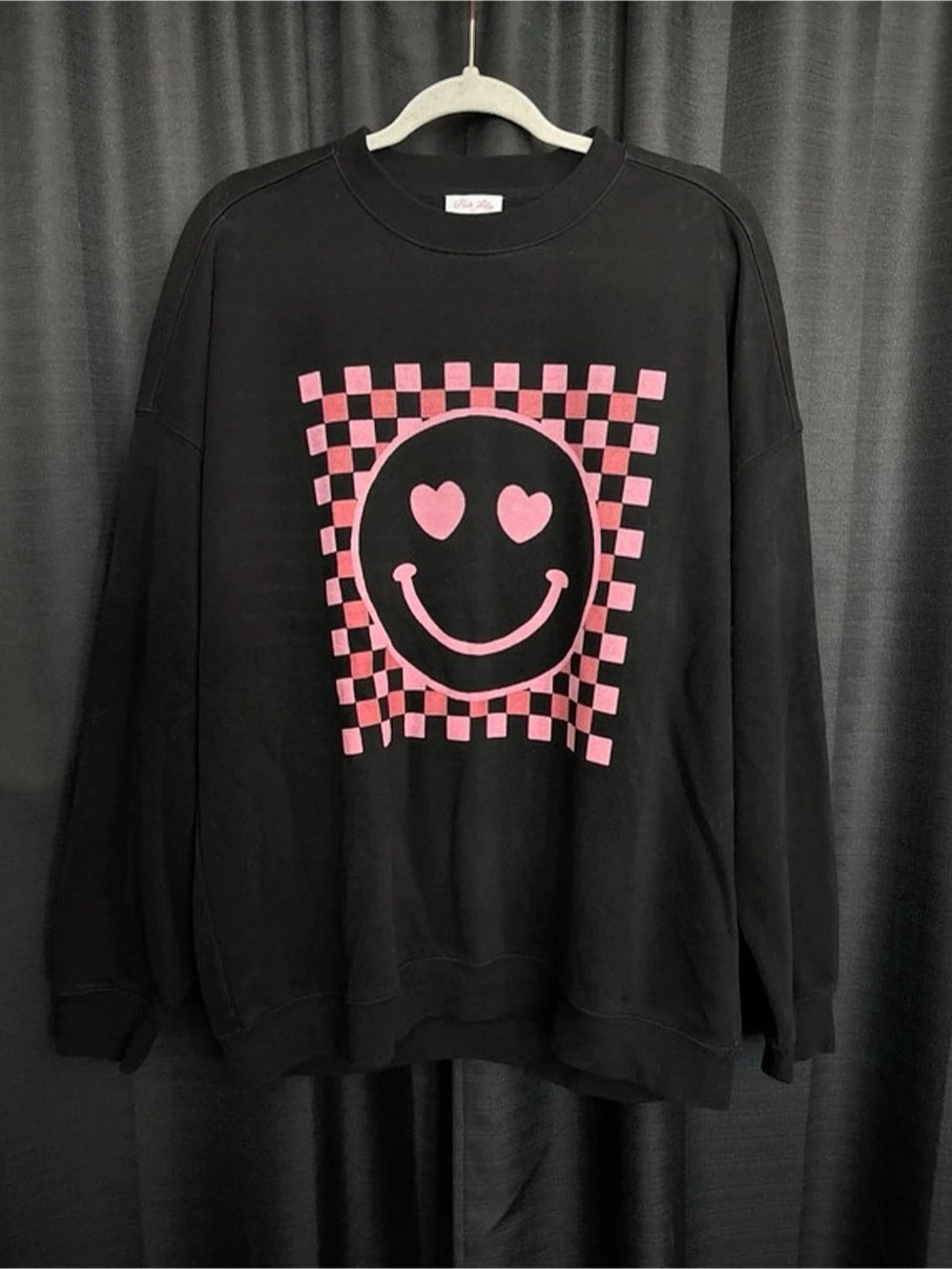 Pink Lily Checkered Graphic Sweatshirt in Black & Pink